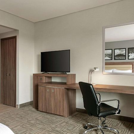 Hampton Inn By Hilton Monterrey Apodaca Ngoại thất bức ảnh