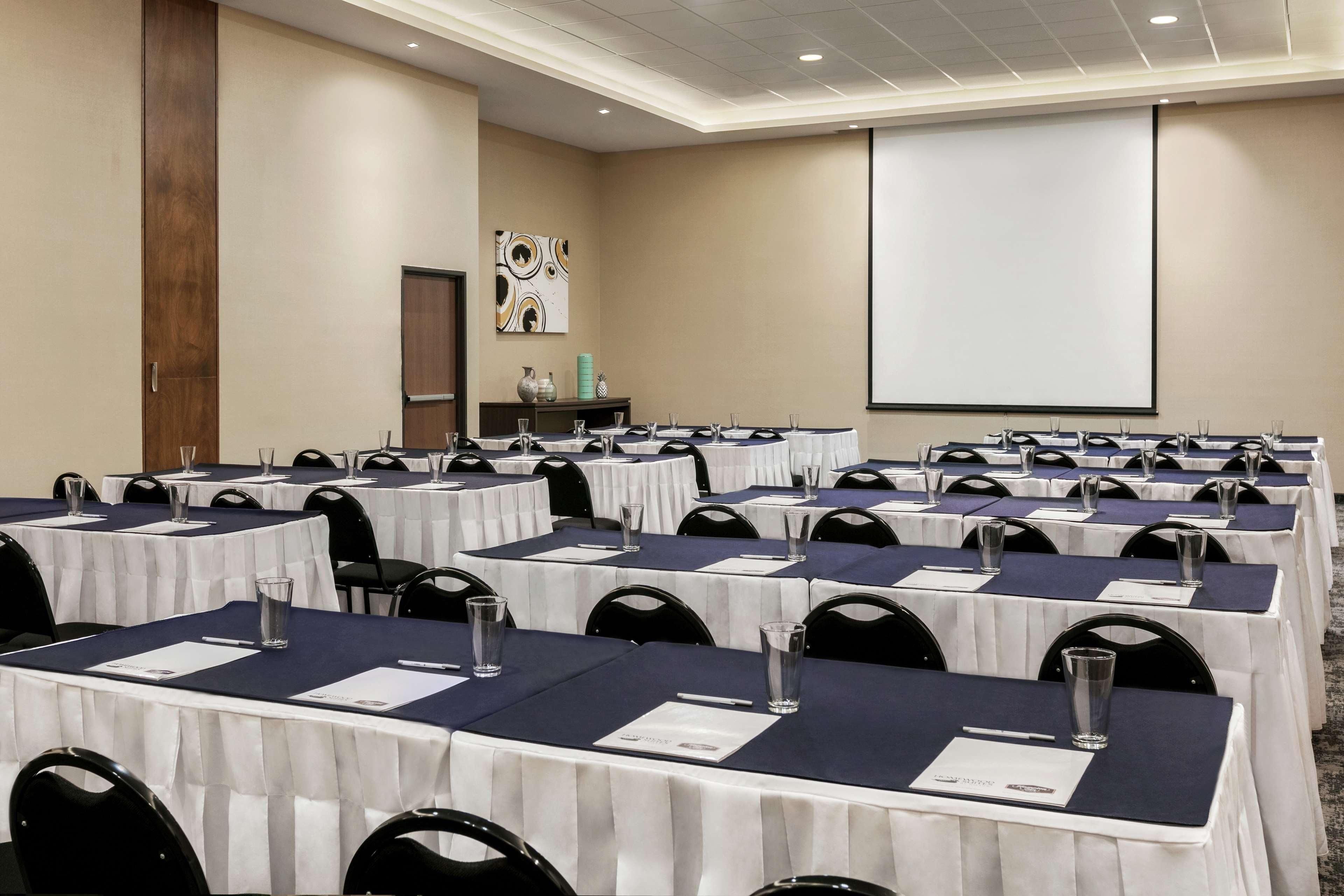 Hampton Inn By Hilton Monterrey Apodaca Ngoại thất bức ảnh