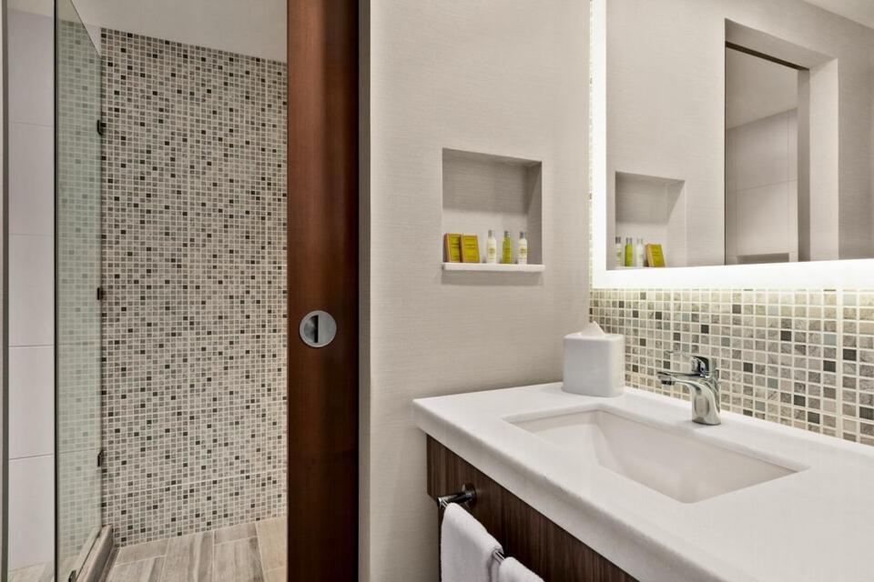 Hampton Inn By Hilton Monterrey Apodaca Ngoại thất bức ảnh