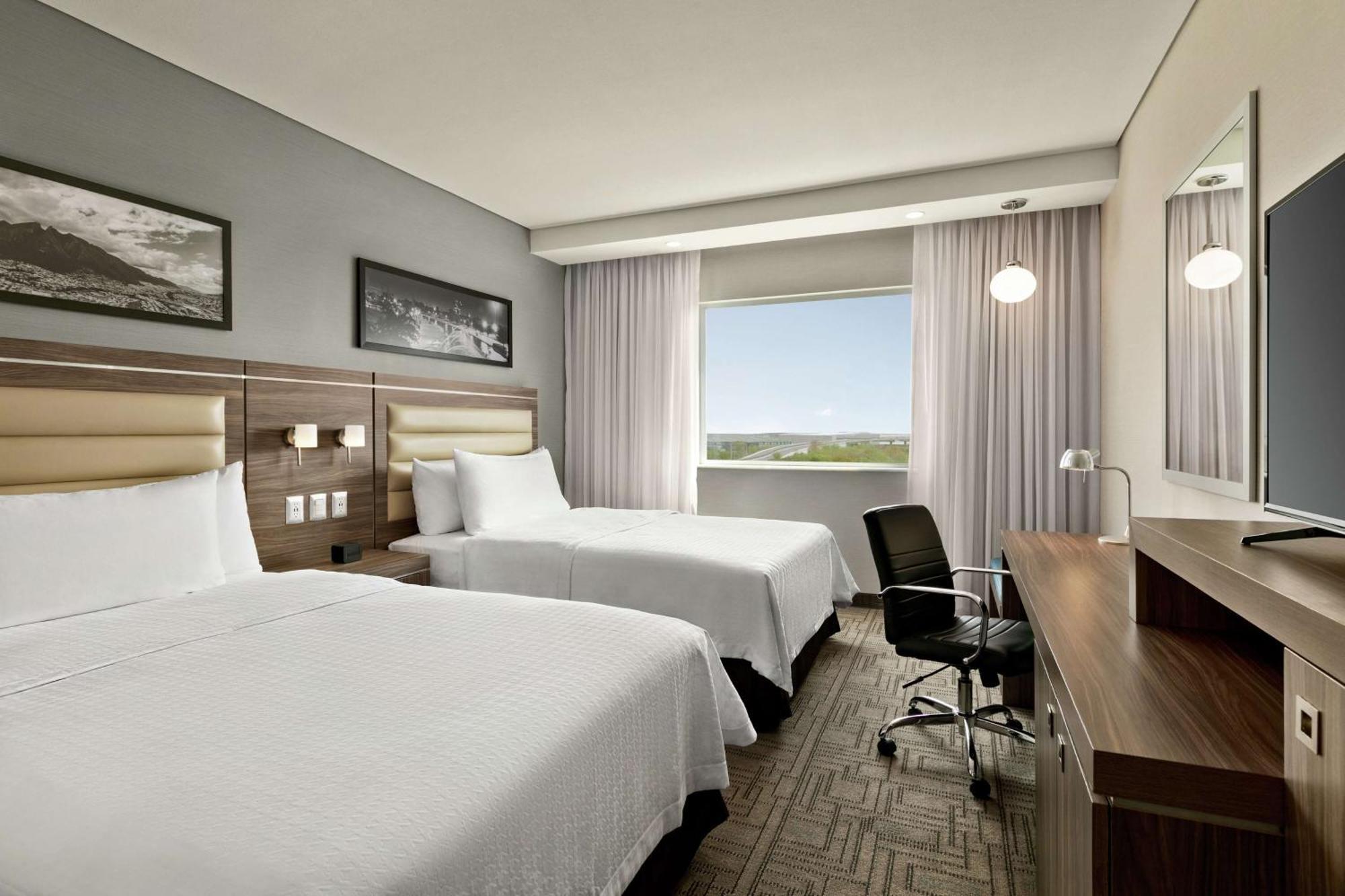 Hampton Inn By Hilton Monterrey Apodaca Ngoại thất bức ảnh