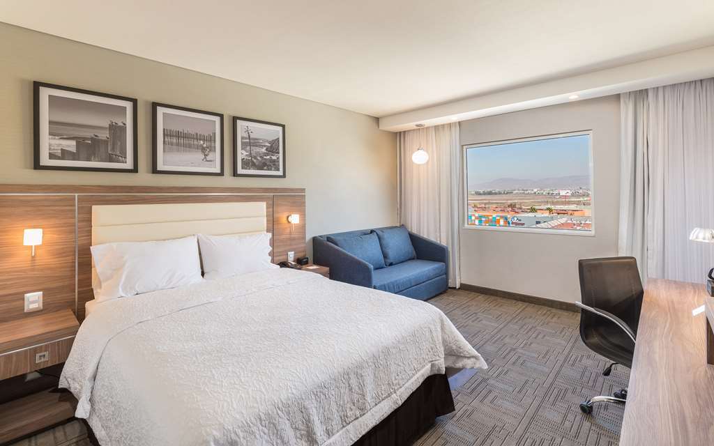 Hampton Inn By Hilton Monterrey Apodaca Phòng bức ảnh